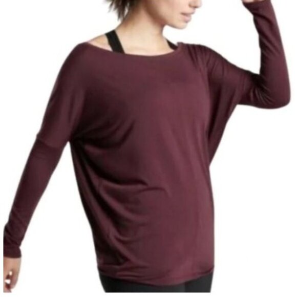ATHLETA essence flow long sleeve top in maroon size M - Picture 1 of 6